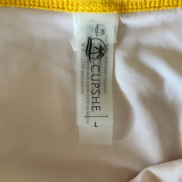 NWOT Yellow Cupshe Bikini - Picture 4 of 4